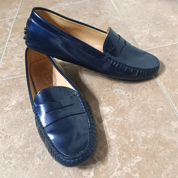 Tod’s Navy Blue Leather "Gommino" Driving Loafers Wo.37.5 (US 7.5) - Picture 1 of 10